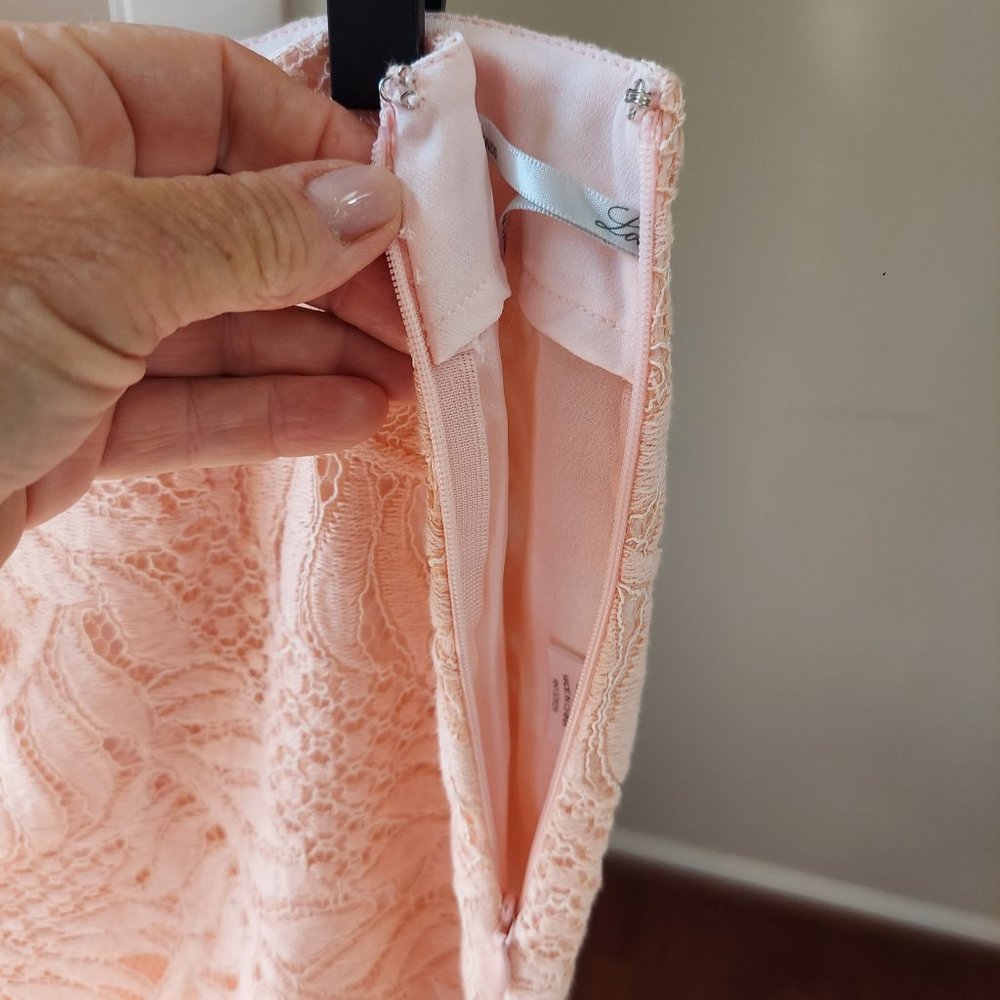 NWT Lovers & Friends Pink Lace  Skirt Papaya Sz L - Picture 13 of 17